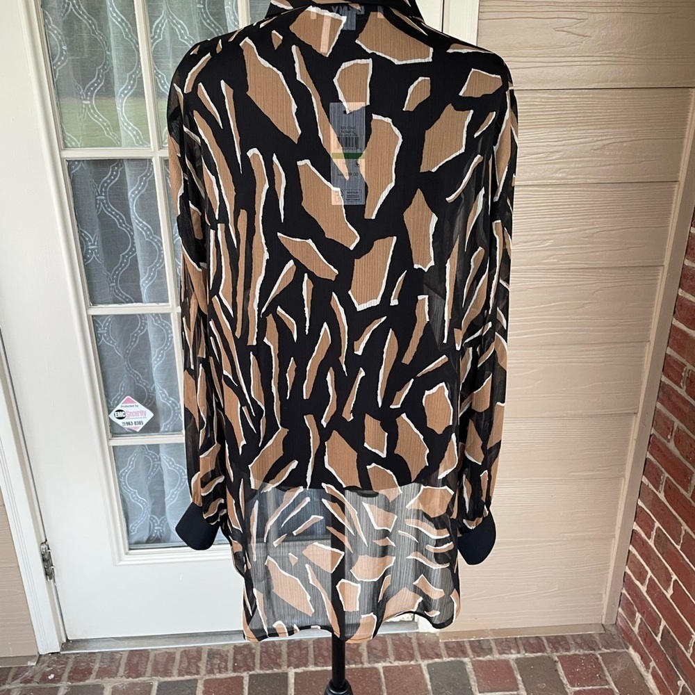 DKNY Black and Tan Abstract Pattern Shirt - Picture 2 of 5